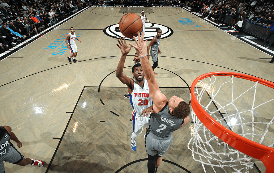 德罗巴连续七场比赛得分超过比分优势明显，篮网挑战极限！的简单介绍