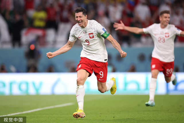 NG28-莱万多夫斯基新星回归赛场表现惊艳，勇士未来可期！的简单介绍